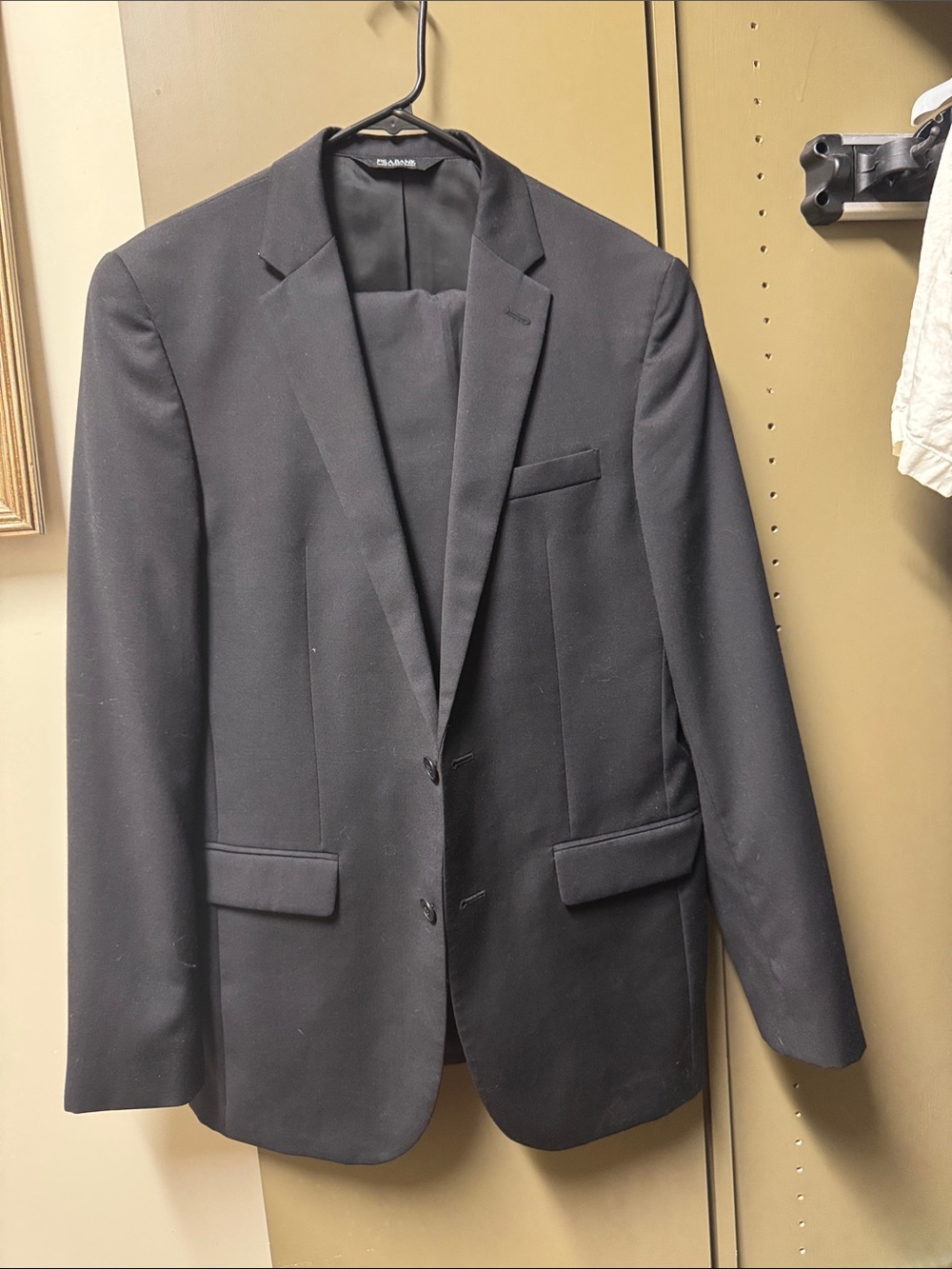 Jos. A. Bank Men's Black Two-Button Notch Lapel Suit Jacket 40 Long/34 waist